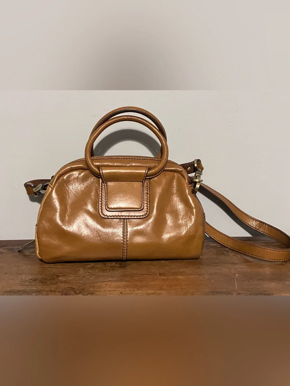 HOBO Small Sheila Satchel with Detachable Strap